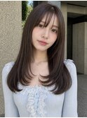 大人っぽレイヤーカットとグレーベージュ