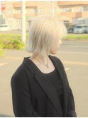 ホワイト