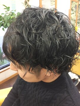 リスキーズ(RISKY'S) 男の色気パーマスタイル