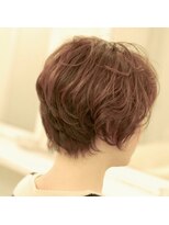 キミドリ(KIMIDORI)&nbsp;くせ毛×前下がり×丸み30代40代50代恵比寿ショート