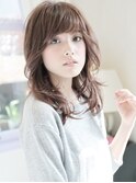☆LOCO☆カジュアルにもモテ系も！服装を選ばないふんわりミディ