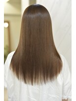 イリーブ(elieve)&nbsp;人生初めての縮毛矯正で、艶髪へ　＃髪質改善縮毛矯正