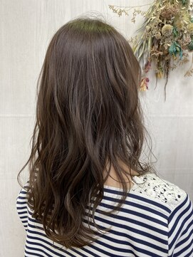 プランタン(Printemps) ナチュラルモードアッシュベージュ透明感カラー寒色系小顔ミディ