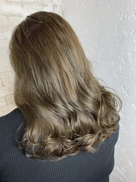 プライズ アイリス 池袋東口店(prize Iris) イルミナカラー池袋20代30代40代￥13200