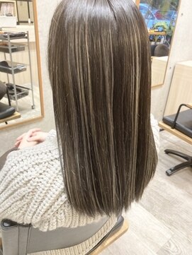 ヘアメイク ゼロ(0) コントラストハイライト