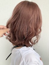 ブリーチ後にピンクベージュカラーへ♪透明感と色持ちが抜群◎→stylist　斉藤　ほの花
