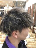 【メンズ】ショートツイストパーマ×ハイライト