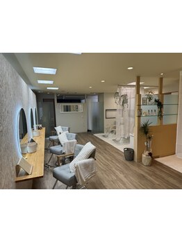 【LORE姉妹店】髪をいたわる大人女性のための上質サロン。髪のお悩みに合わせたヘアケアをご提案―。