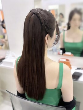 ヘアセット&メイク専門店 カスミ(Kasumi) ストレートハーフアップ