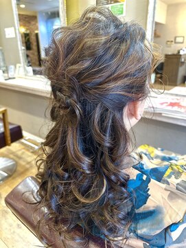 ヘアーメイクロージー 八軒店 (HAIR MAKE ROSY) インナーカラーショートカットショートボブハイライトメッシュ