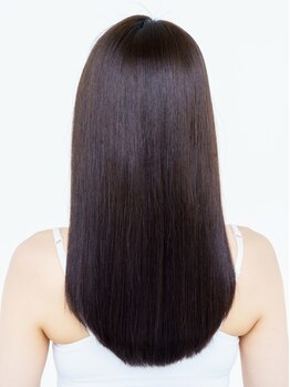 グラムヘア(GLAM HAIR)の写真/"縮毛矯正"といえば《GLAM HAIR》。一人のスタイリストがカウンセリングから仕上げまで丁寧に担当します◎