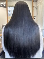 ピープスアンドスー 表参道 渋谷(Peeps&Suu.)&nbsp;髪質改善トリートメント ブルーブラック 艶髪 ロング 韓国風