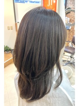 カットハウス はさみの部屋 セミロング/髪質改善/レイヤー/オリーブベージュ/カラーカット
