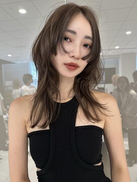 サイン 渋谷(SIGN) ウルフカットハッシュカットレイヤーカットグレージュブリーチ