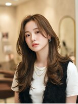 ラファンジュ ヘアー クレオ(Rohange hair Creo)&nbsp;バタフライレイヤーカット レイヤーカット ミルクティーブラウン
