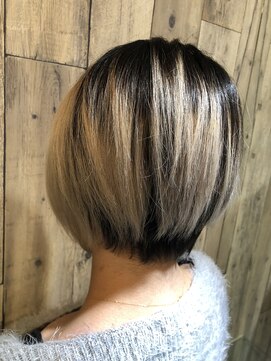 トムキャット(TOM CAT) 【新宿TOMCAT】ショートグラデーション