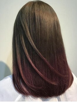 トリトンヘアー(TRITON HAIR)の写真/【傷んだ髪をしっかり補修◎】一人ひとりの髪質に合わせたトリートメントで、潤いのある美髪へ―