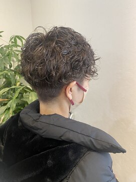 スレッド(SRED) 刈り上げショートヘア