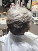 大人女性のお洒落ショートヘア