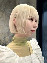 ソル バロール 表参道(SOL .valor)&nbsp;タッセルボブ外ハネ切りっぱなしボブペールピンク顔周りレイヤー