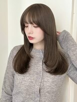 ローネス(LONESS)&nbsp;ミルクティーベージュとレイヤーカットで上品な柔らかさを