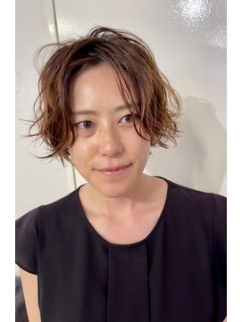 ソルト(Salt) Salt ショートボブ＋ボディパーマ(CHIE)