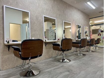 トンプソンへアグループの写真