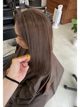 イロ(iro) 似合わせカット+白髪ボカシ+髪質改善