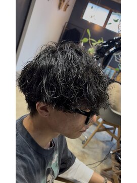 ニト(nito.) ルーズショートカット+パーマ
