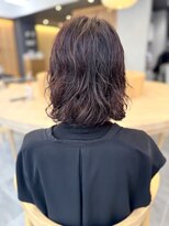 リファインド(REFINED)&nbsp;ニュアンスパーマとチェリーレッド