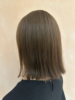 トリコ アヴェダ ららテラス北綾瀬(tricot AVEDA)&nbsp;ブリーチなし/グレージュ/透明感カラー/切りっぱなしボブ
