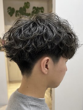 ルム 立川(Lum.) 立川　似合わせカット　メンズ　日本人に合わせたスペインカール