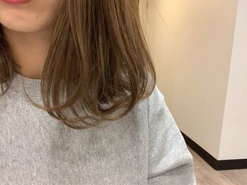 アンテナヘアワールド(Antenna hairworld)の写真/オシャレに『アンテナ』を張った実力派stylistが担当★絶妙な色味もデザインも思いのまま♪