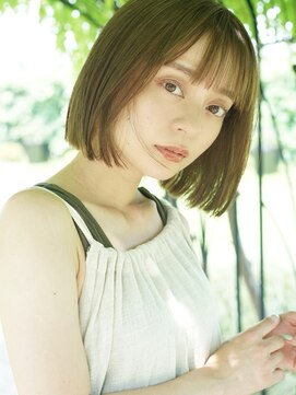 シー バイ ロンド 新宿(Sea by Lond) 切りっぱなしのミニボブヘアーとフォギーベージュカラー♪