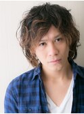 バイカラーでワイルドなツイスパミディアムヘアP南越谷