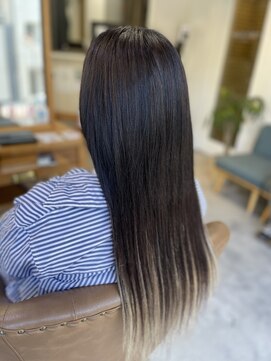 フツーロ 栄(FUTURO) プルエクステ　エクステ　インナーカラー