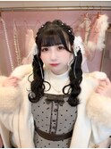 ナチュラルカラー ツインテール 編み込みツイン ヘアメ