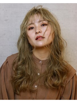 ブランシェ(branche) パーマ風スタイリング