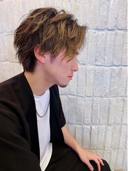 グミ(gumi)の写真/【二俣川駅前】半個室空間◇歴10年以上のハイキャリアスタイリストが一人一人の髪質や癖を見ながらご提案◎