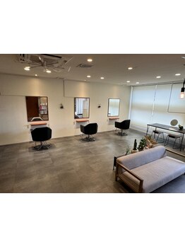 【イルミナ、TOKIO取扱い◎】3席のみの隠れ家サロンで自分の“キレイ”とゆっくり向き合える…！