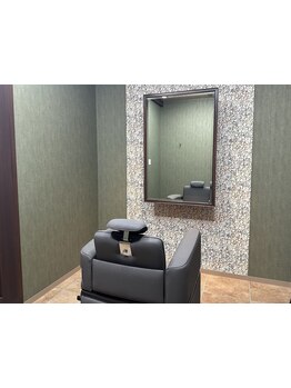 【オシャレを極めたMENS PRESENTS★】周りを気にせず過ごせる《完全個室》のプライベート空間。