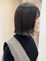 ソソ(soso.)&nbsp;【扱いやすさ◎】艶感グレージュ×ボブ