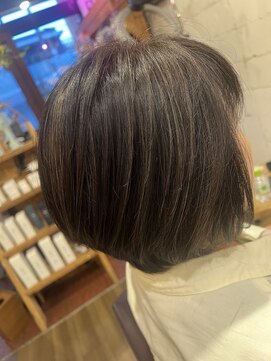 ヘアー ルシア(hair lucia) 白髪ぼかしハイライトカラー