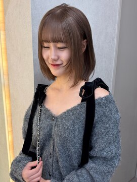 アロ 大阪梅田(alo) 【momoa】ミルクティーブラウン《ブリーチ/大阪梅田》