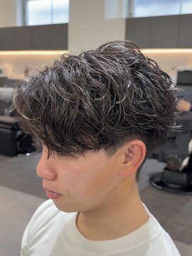 ビカムメンズヘアー 栄店(become men's hair) ルーズパーマ／センターパート／ルーズシャドウパーマ