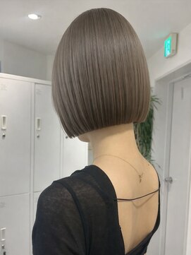 フォト 新宿三丁目(foto) 大人ガーリー/似合わせカット/ミディアムレイヤーカット/新宿