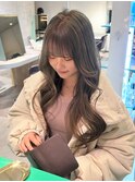 レイヤーカット/ブリーチありオリーブベージュ