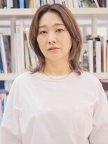 ビュートリアム 福岡(BEAUTRIUM)&nbsp;前髪からサイドに繋がるようレイヤーを入れたミディアムレイヤー