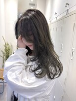 トッカ 中目黒店(tocca)&nbsp;olive grayge × layer cut