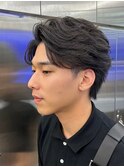 天神メンズパーマフェザーパーマセンターパートガイルヘアゆるめ